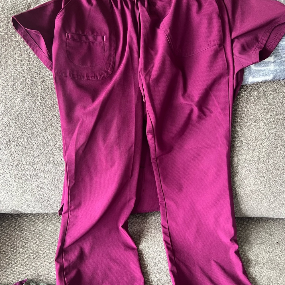 Heart n Soul Scrubs XS Magenta